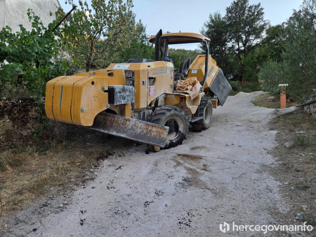 V&D strojevi za rezanje asfalta