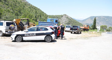 Probijanje puta za polaganje kablova za spajanje solarne elektrane Enersol