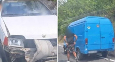 Sudar kombija i automobila u Počitelju