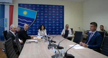 vlada hnž bez sda i sdp