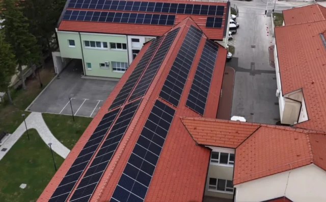 Dom zdravlja Tomislavgrad dobio solarnu elektranu, električna vozila i novu LED rasvjetu
