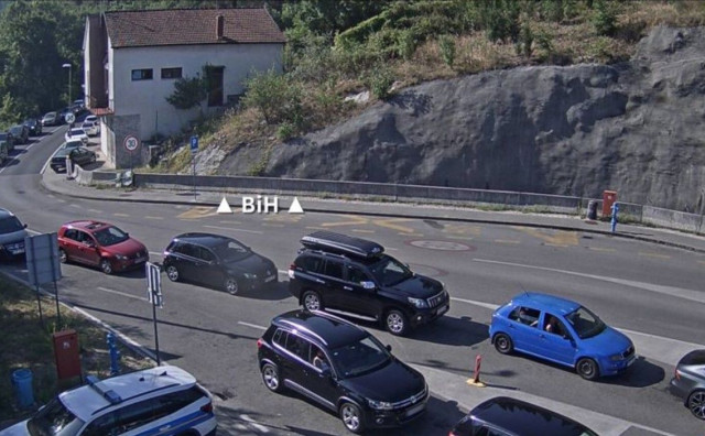 Pojačan promet na cesti Bradina - Mostar, evo na kojim graničnim prijelazima su najveće gužve