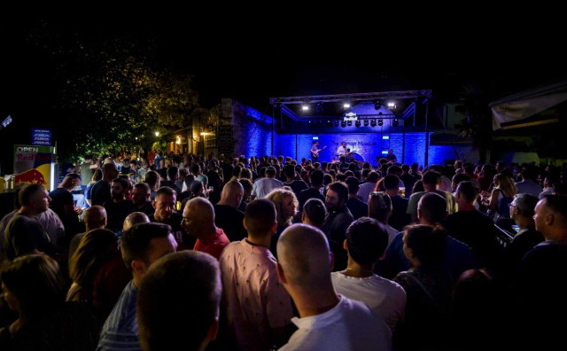 Mostar u ritmu sevdaha tijekom Red Bull Cliff Divinga: Koncert ispod Starog mosta i nastupi na četiri lokacije