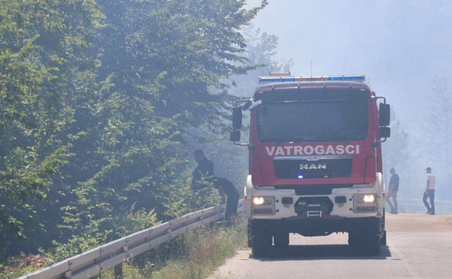 Požar na Rujištu, vatrogasci