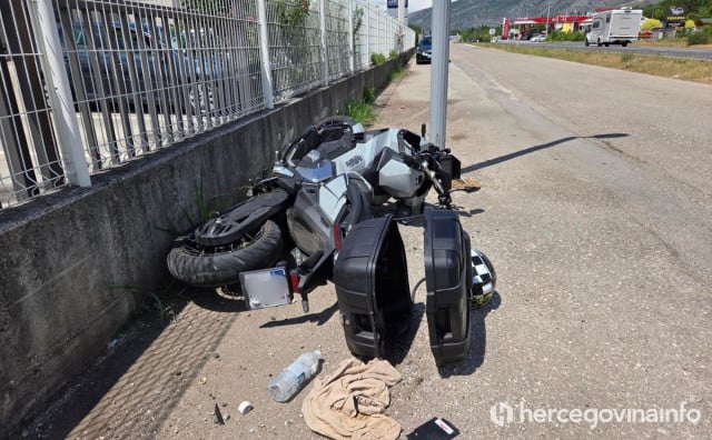 prometna ortiješ motor motocikl