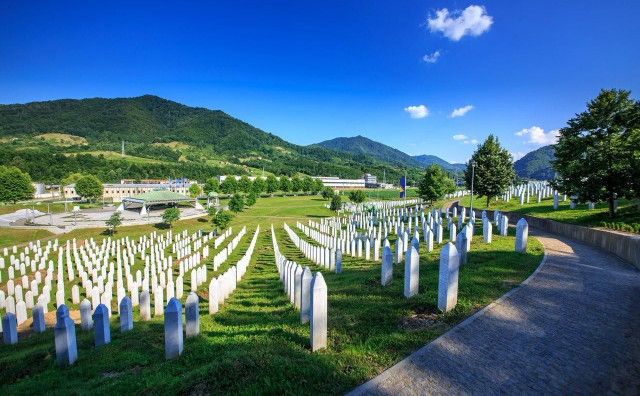 BiH obilježava 31. godišnjicu genocida u Srebrenici: U Potočarima ukop deset žrtava