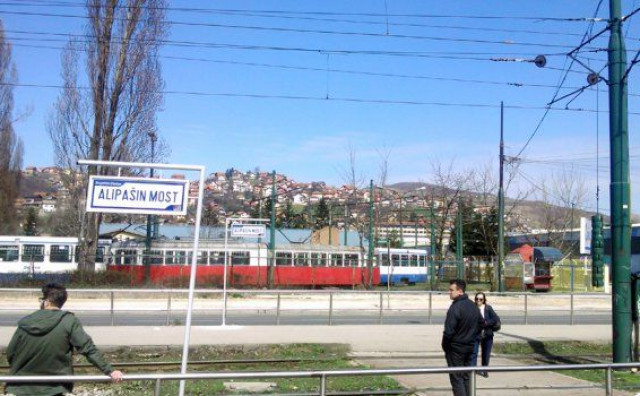 Zapalio se tramvaj u Sarajevu