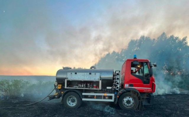 Vatrogasci imali pune ruke posla tijekom vikenda, kod Konjica im pomagale i zračne snage