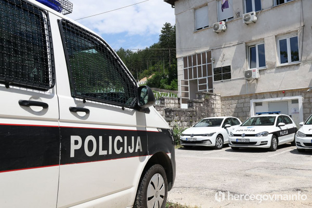 Teži sudar kod Konjica, motociklist prevezen u mostarsku bolnicu