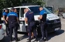 policija privodi prosvjednike Uborak