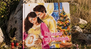 Slikovnica 'Dolazim na Badnjak' Marijana Grgić