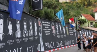 U Rumbocima otvoren 63 metra dug mural posvećen hrvatskim braniteljima