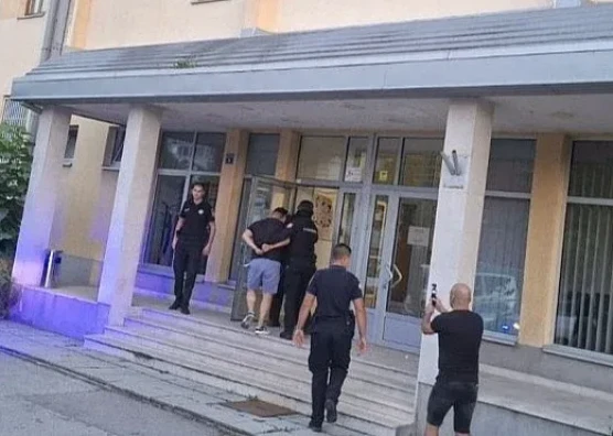 Aleksandar Nikolić uhićen je zbog sumnje da je pomagao u planiranju napada na Davora Dabića, koji je ranjen u Istočnom Novom Sarajevu.