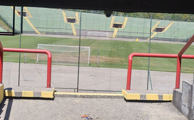 Travnjak Koševa izgleda zaista loše