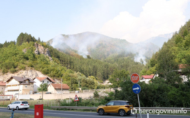 Vatrogasci u Konjicu na izmaku snaga, zatražena međunarodna pomoć