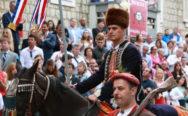 Tino Radanović treći put slavodobitnik Sinjske alke