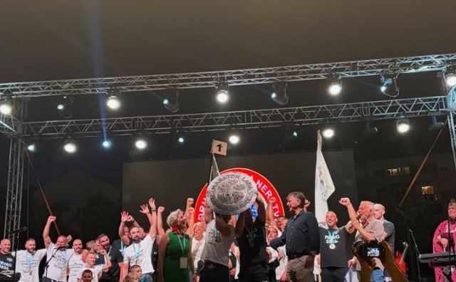 Drama na Neretvi: Gusari iz Komina i Crni put iz Metkovića podijelili pobjedu na 29. Maratonu lađa