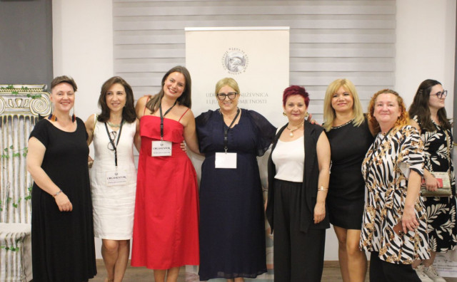 U Mostaru otvoren festival 'Žena sa knjigom', predstavljeni radovi 68 autorica iz 12 zemalja