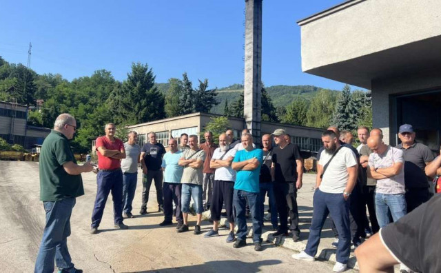 Rudari drugu noć proveli u jami: Plaće kasne, ne mogu ni ovjeriti zdravstvene iskaznice