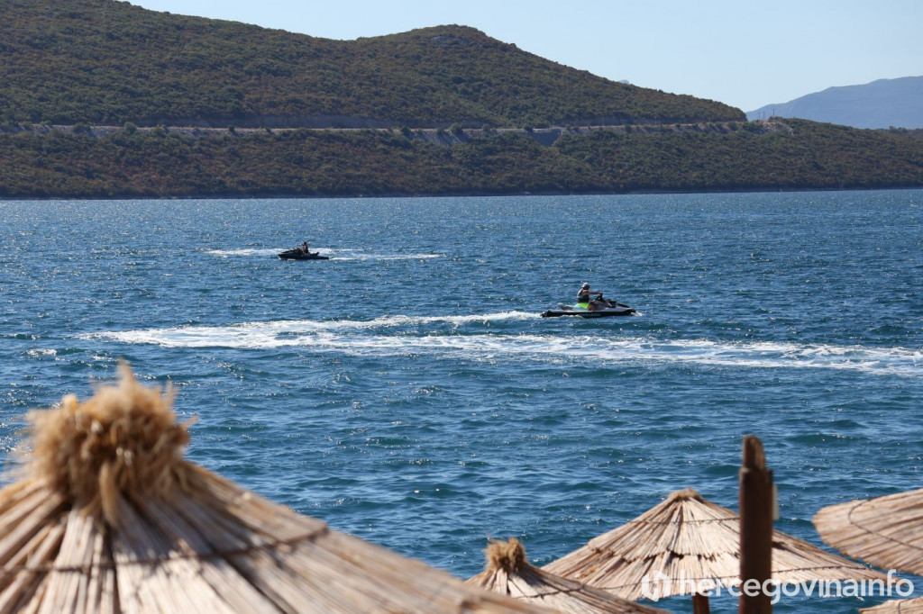 Neum sezona kupanje