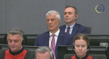 Bivši predsjednik Kosova Hashim Thaçi osuđen je na 25 godina zatvora zbog ratnih zločina. Oslobođen je optužbi za zločine protiv čovječnosti.