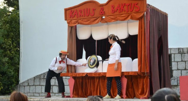 Lutkarsko kazalište Mostar izvelo je dvije predstave na festivalu Pupica u Dubrovniku, a potom nastavilo gostovanje na River Festu u Ljubuškom.