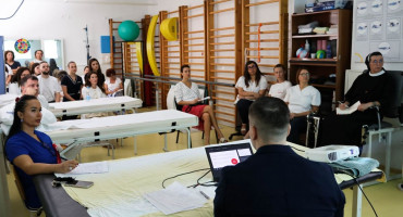 Na Klinici za fizikalnu medicinu i rehabilitaciju SKB-a Mostar uvedena je TECAR terapija. Tretmani se prilagođavaju stanju i potrebama pacijenta.