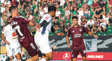 Sarajevo je u derbiju šestog kola WWin lige BiH svladalo Borac 1:0. Juričić je u završnici promašio penal kojim je prvaku mogao donijeti bod.
