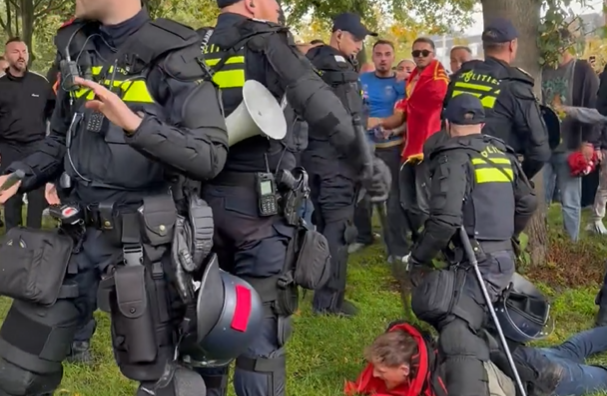 Neredi u Haagu nakon presude Thaçiju: Napadnuta policija, upotrijebljen suzavac