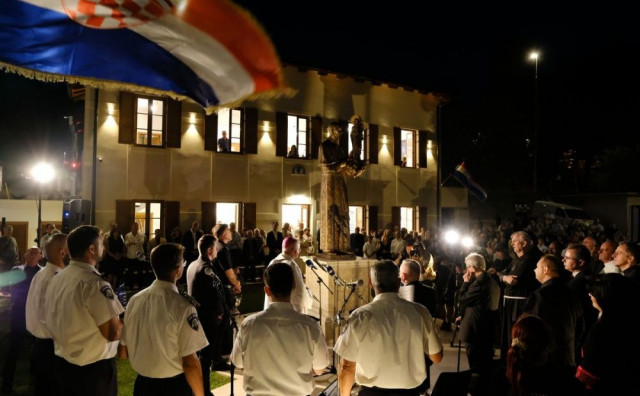https://www.posusje.info/obitelj-podrijetlom-iz-posusja-osnovala-zakladu-za-pomoc-ljudima-suocenima-s-delozacijom/