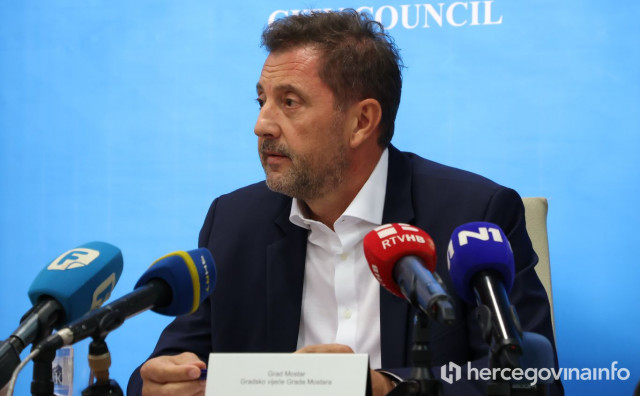 Kordić poimenice prozvao suce i inspektore, najavio prijave: „Ovdje možete na sudu dobiti dokument kakav želite“