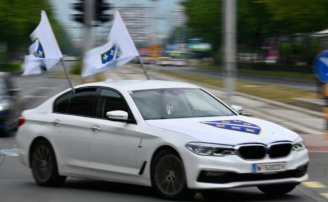 Otkriveno koliko je MUP RS oduzeo zastava s ljiljanima