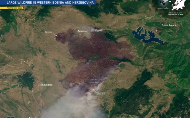 Požar između Kupresa, Tomislavgrada i Rame vidljiv iz svemira