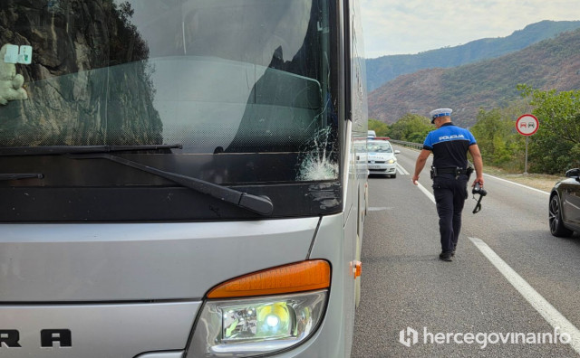 EUFOR-ovo vozilo udarilo autobus na M-17 kod Mostara
