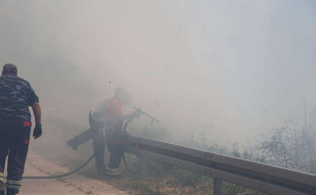 Zbog požara zatvoren putni pravac Rujište – Borke