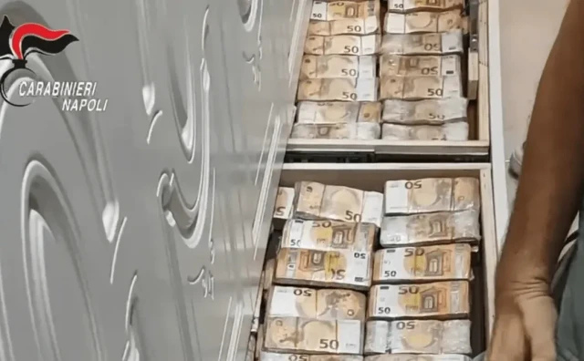 Mafijaško blago klana Angelino pronađeno u zidovima: U Napulju zaplijenjena 3,2 milijuna eura, uhićene 34 osobe
