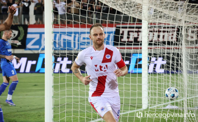 Zrinjski je u hercegovačkom derbiju svladao Široki Brijeg 2:1. Bilbija je zabio dvaput, a Karačić obranio jedanaesterac Virgiliju.