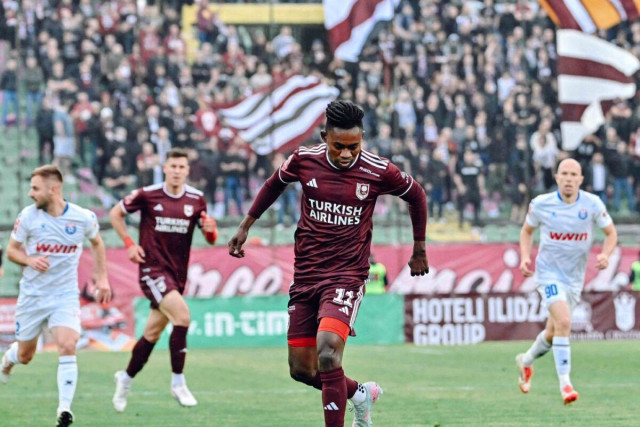 Nogometaš Sarajeva podigao 3 prsta pa se ispričavao navijačima