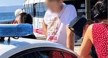 DPH Makarska prikupio je novac za kaznu članu koji je gurnuo Srbina u more. Napadnutom je zbog veličanja Ratka Mladića određeno 14 dana zadržavanja.