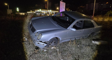 Mercedes nesreća