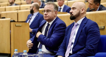 Nermin Nikšić i Ramo Isak