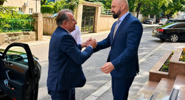 Nermin Nikšić i Ramo Isak