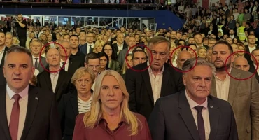 Smith, Garcia, LaCivita i Blair na predizbornom skupu SNSD-a