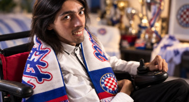 U 31. godini preminuo je Tomislav Lončar Tomo, novinar iz Posušja, zaljubljenik u sport i Hajduk, koji je radio na Radio Posušju.