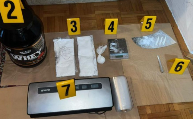 Akcija 'Melon': Pronađena droga i ručna bomba