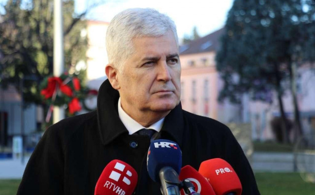 Čović glasovao u Mostaru: Trebalo mu 10 do 12 minuta, pozvao birače da izađu