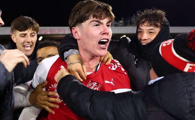 Fleetwood Town Arsenal 