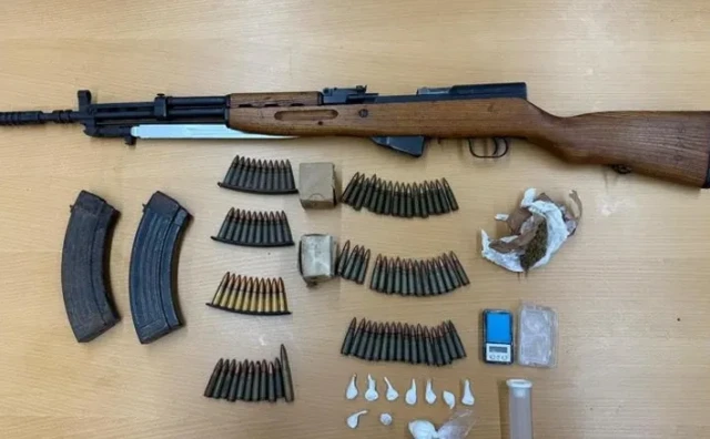 Državljanin BiH ležao ispod automobila. Kad je došla policija, imala je što vidjeti