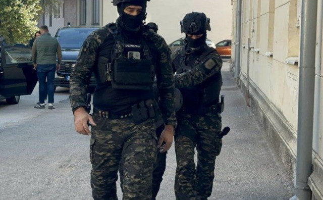 Velika policijska akcija u Trebinju: Privedeno više osoba, pretresi na više lokacija