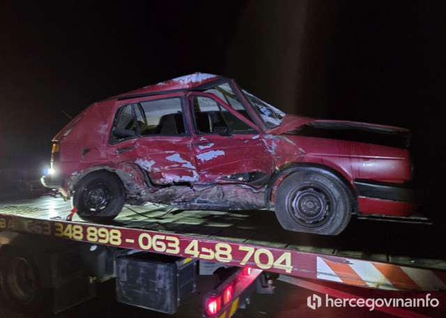 sudar dva automobila